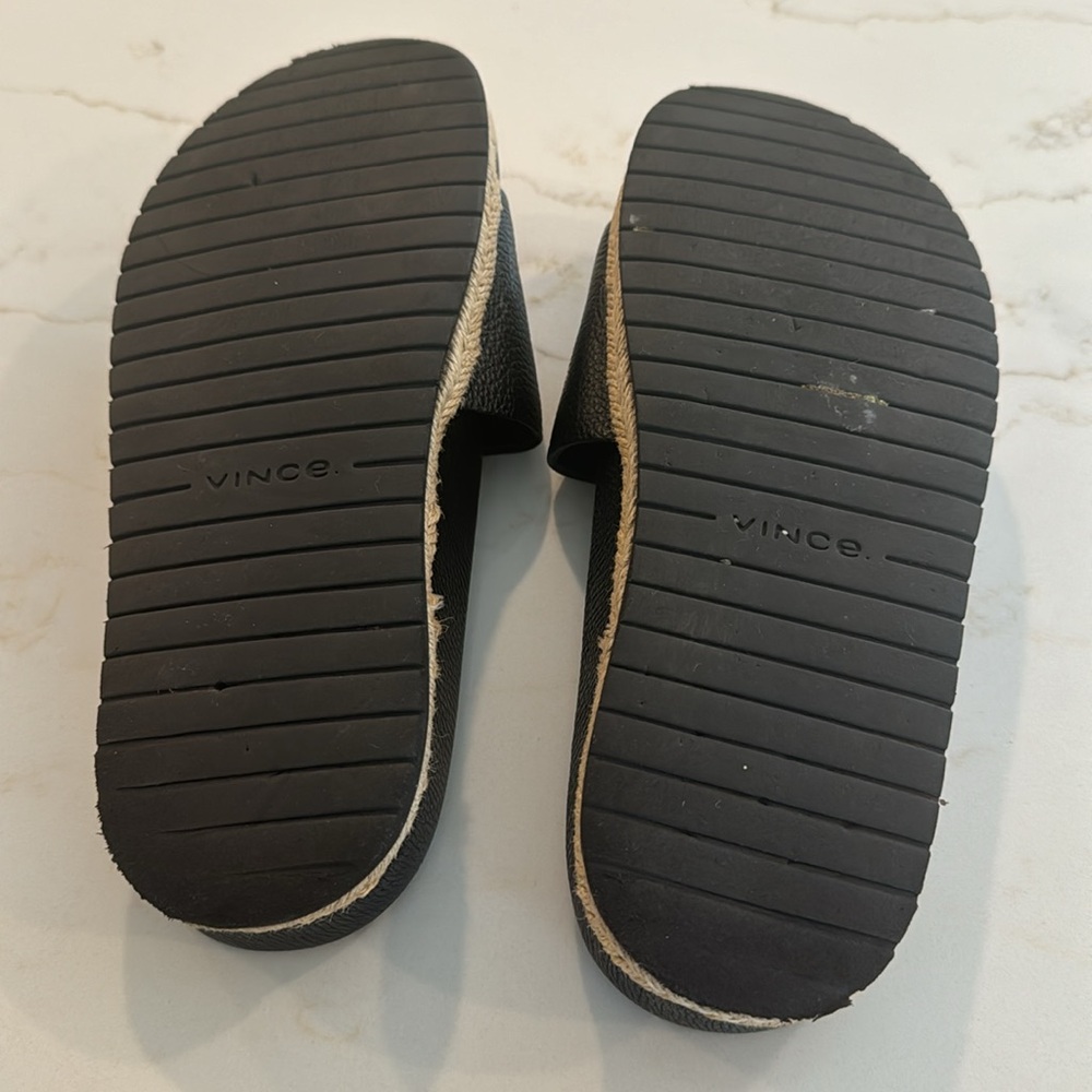Shoes - Picture 4 of 5